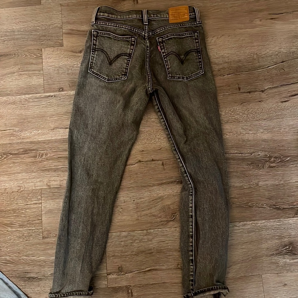 Levi wedgie jeans